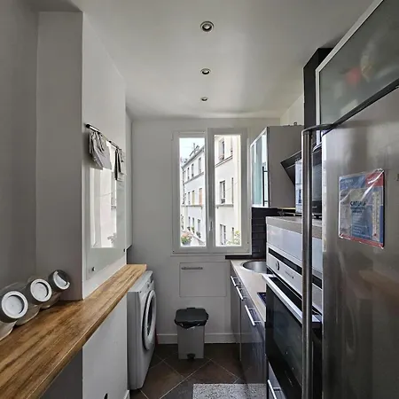 Joli Havre De Paix En Plein Batignolles