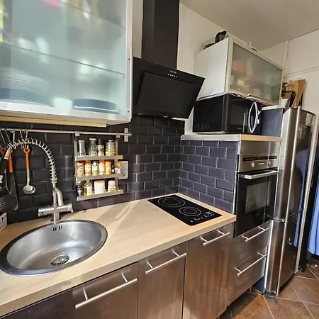 Apartment Joli Havre De Paix En Plein Batignolles